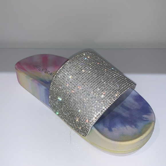 SPARKLY RHINESTONE TIE DYE SLIDES - Picture 7 of 8